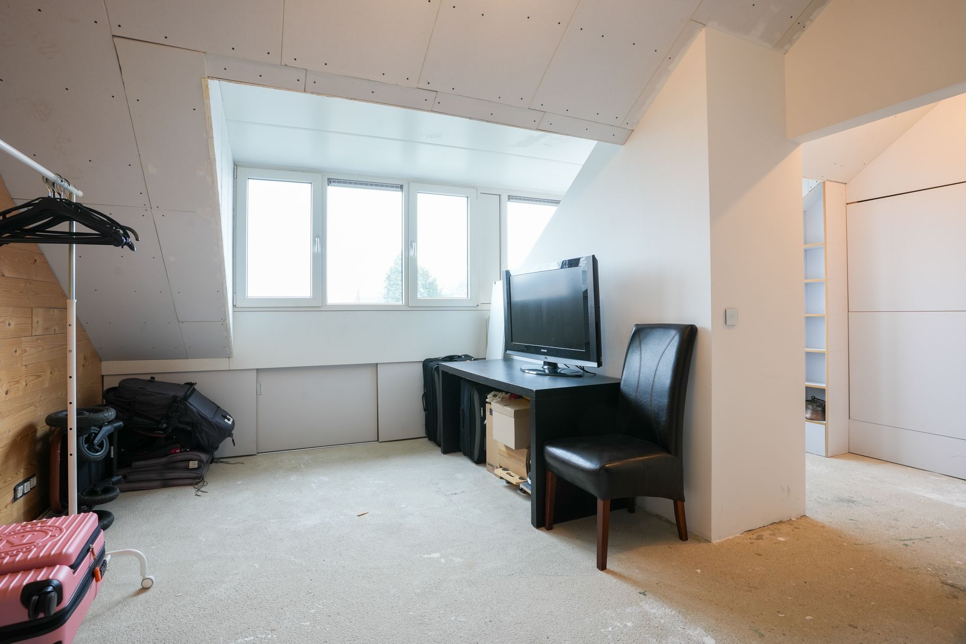 Photo 27 of Van der Scheurstraat 13