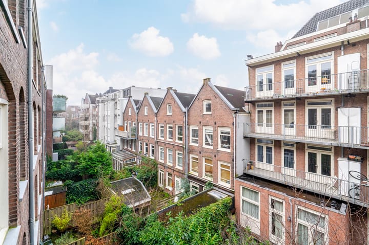 Foto 31 van Jan Bernardusstraat 27-2