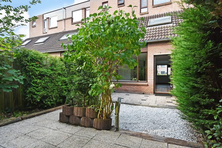 Foto 12 van Hazenlaan 17