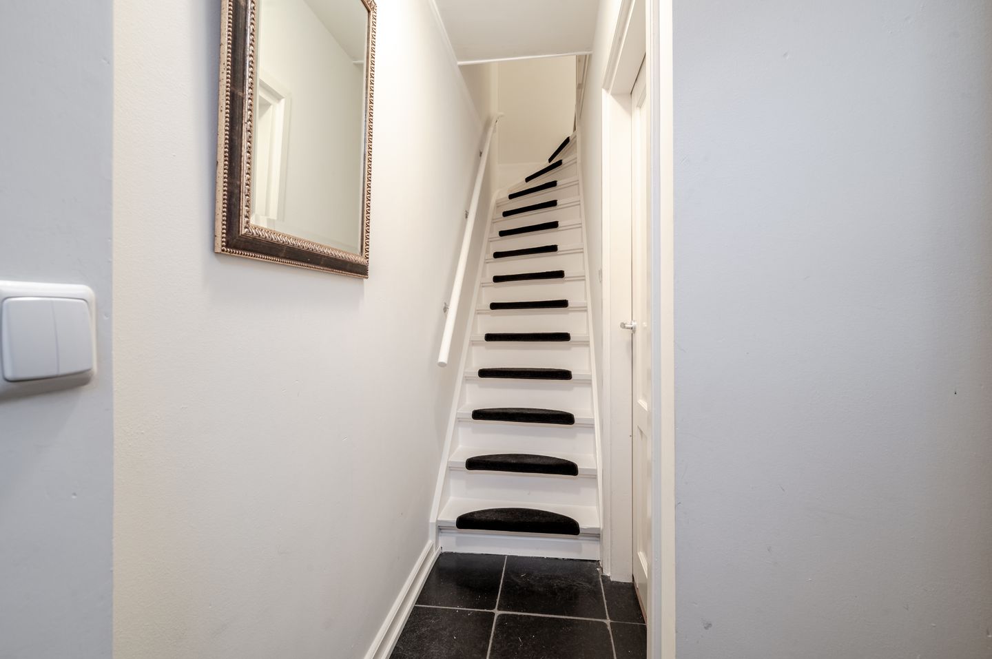 Foto 14 van Molenstraat 9