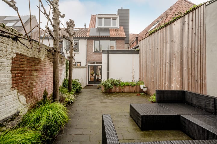 Foto 28 van Molenstraat 9