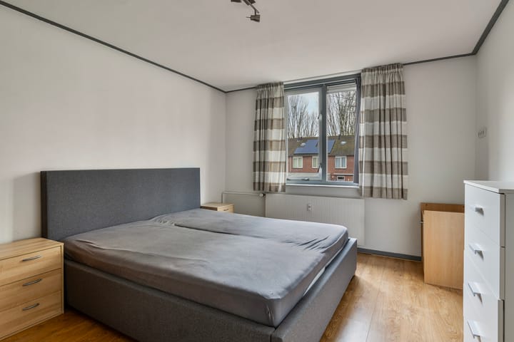 Foto 17 van Perosistraat 68