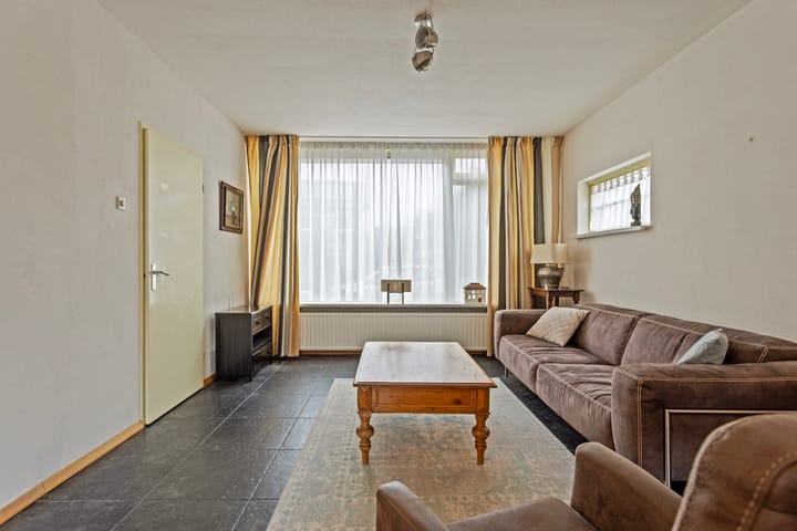 Foto 5 van Dahliastraat 104