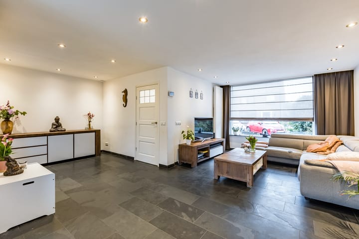 Foto 14 van Memlingstraat 28