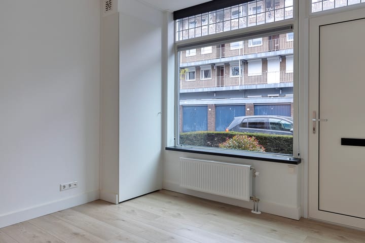 Photo 8 of Arnoudstraat 12