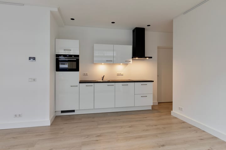 Photo 9 of Arnoudstraat 12