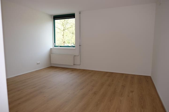 Foto 8 van Groningerweg 13-F