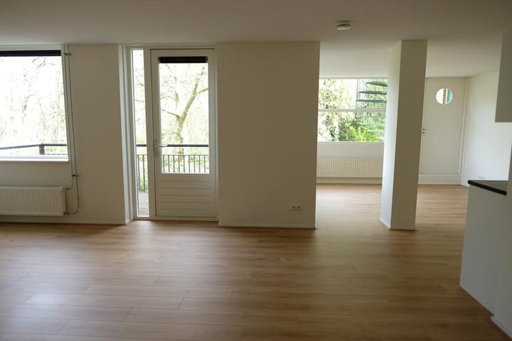 Foto 9 van Groningerweg 13-F