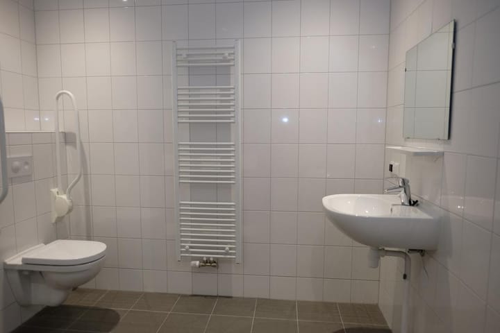 Foto 16 van Groningerweg 13-F