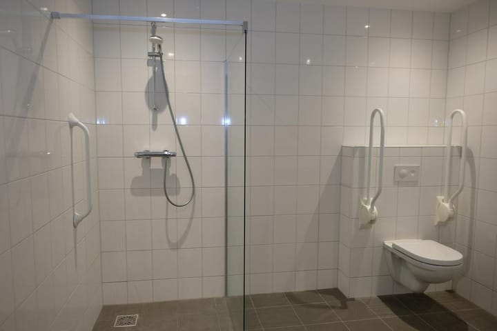 Foto 17 van Groningerweg 13-F