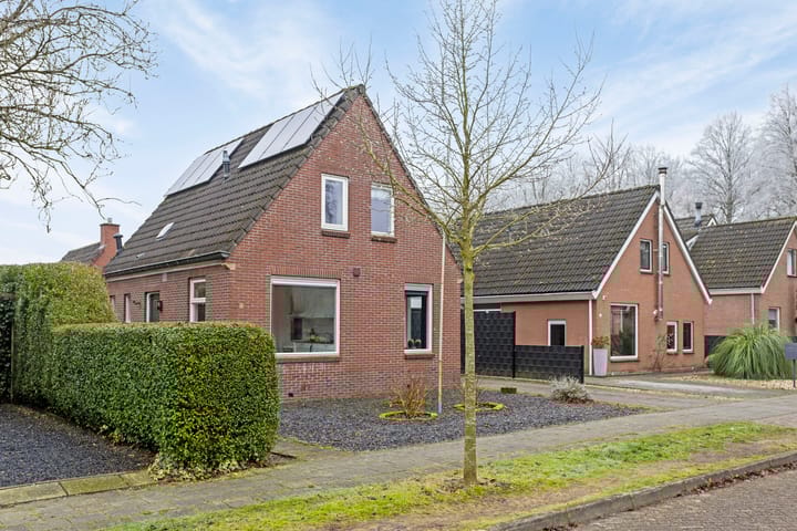 Foto 2 van Tuinstraat 8