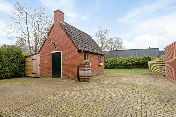 Foto 34 van Tuinstraat 8