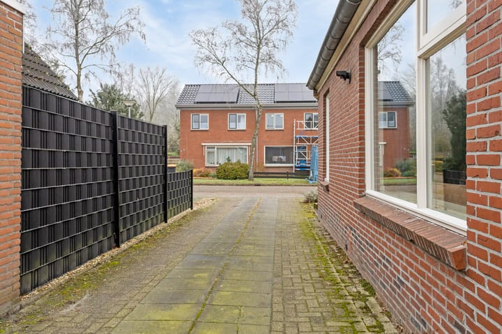 Foto 37 van Tuinstraat 8