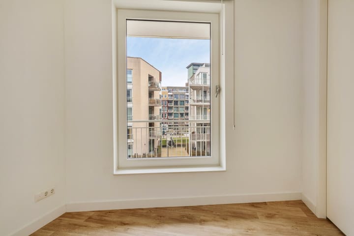 Foto 6 van Carel Willinkgracht 521