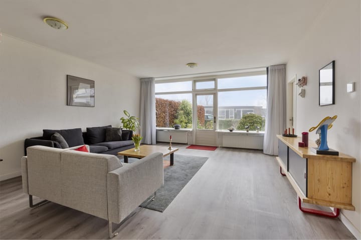 Foto 10 van Albert Schweitzerplantsoen 20