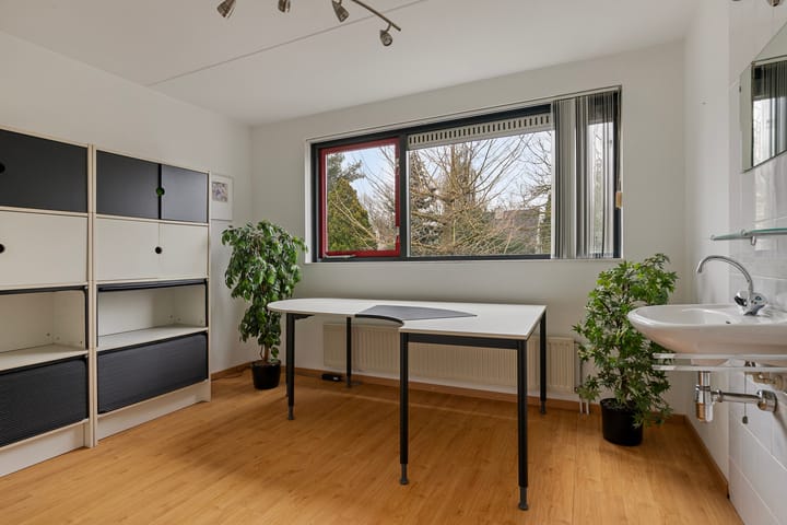 Photo 21 of Parklaan 12