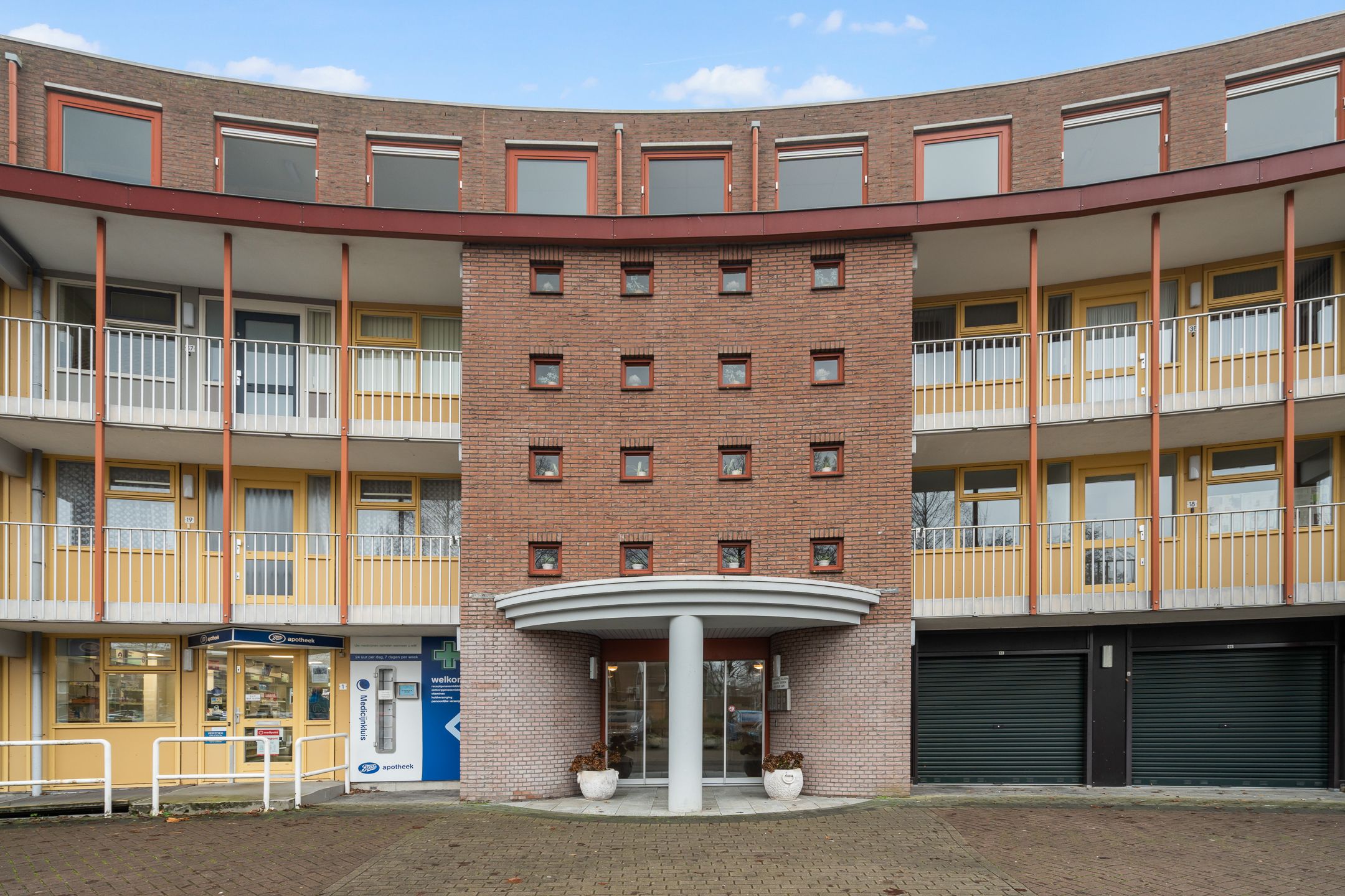 Photo 48 of Omnium 51