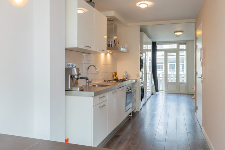 Foto 11 van Van Hogendorpstraat 112-2