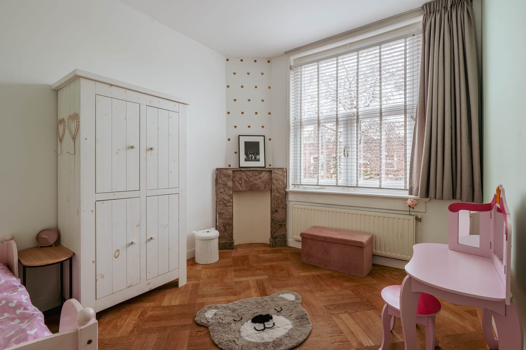 Photo 11 of Bronckhorststraat 42-3