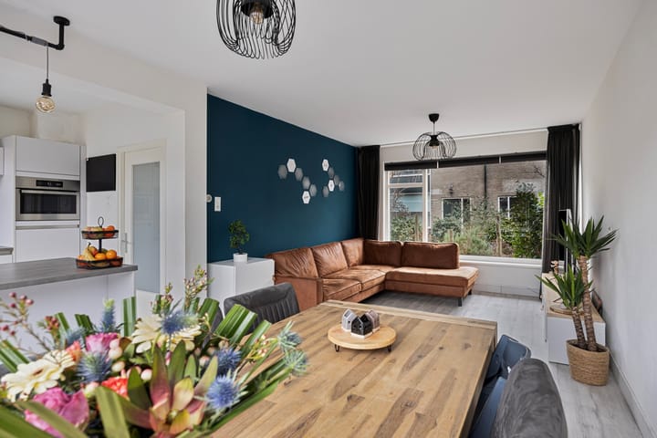 Foto 2 van Bernhardstraat 21