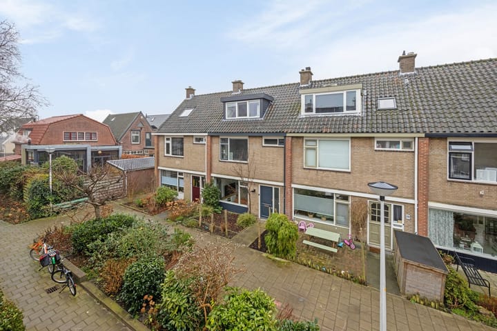 Foto 4 van Bernhardstraat 21