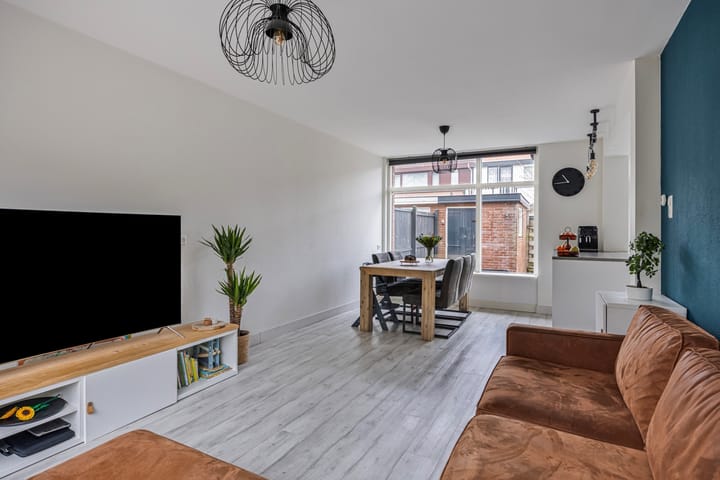 Foto 14 van Bernhardstraat 21