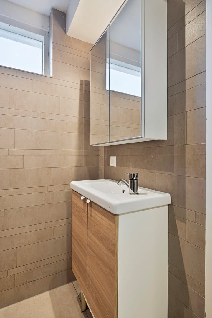 Foto 28 van Bernhardstraat 21