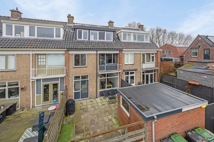 Foto 41 van Bernhardstraat 21