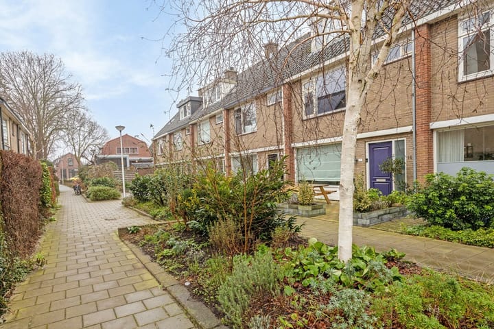 Foto 44 van Bernhardstraat 21