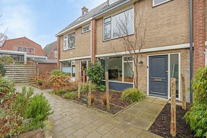 Foto 45 van Bernhardstraat 21