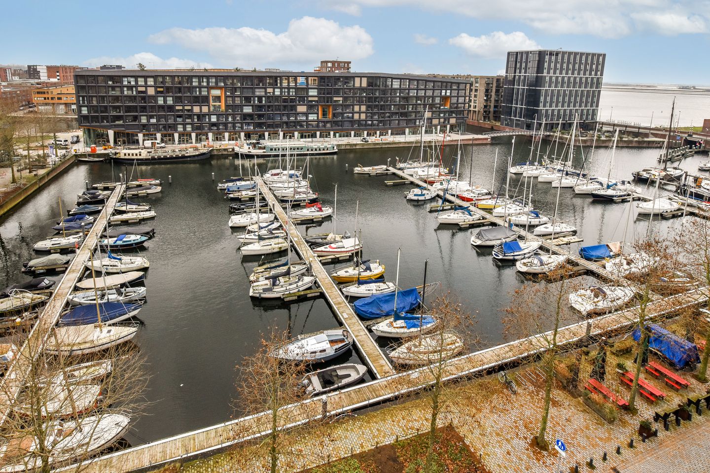 Foto 29 van Pieter Oosterhuisstraat 40