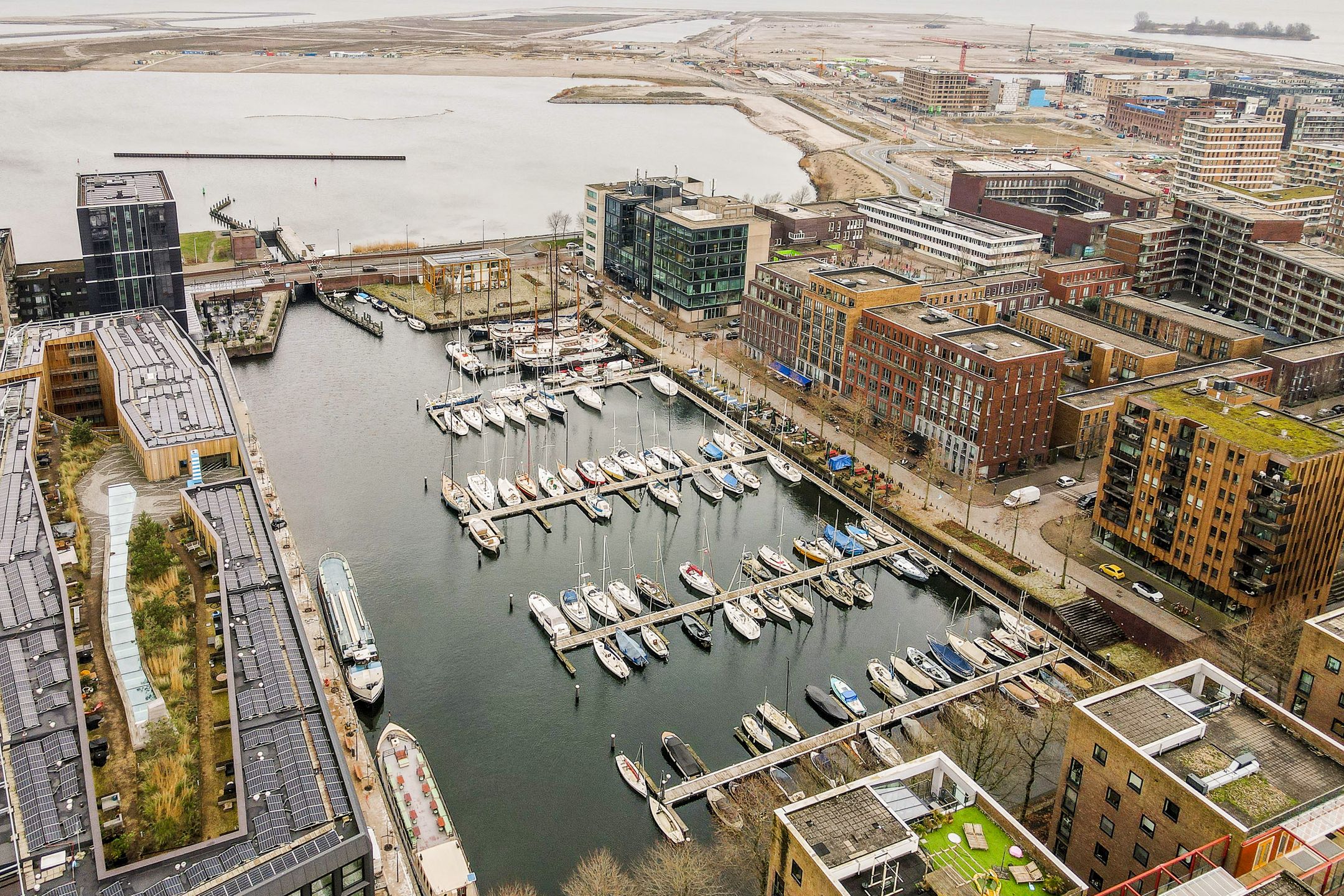 Foto 30 van Pieter Oosterhuisstraat 40