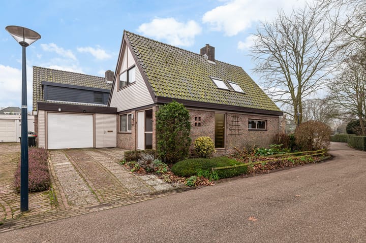 Foto 2 van Nassau Dillenburgstraat 1