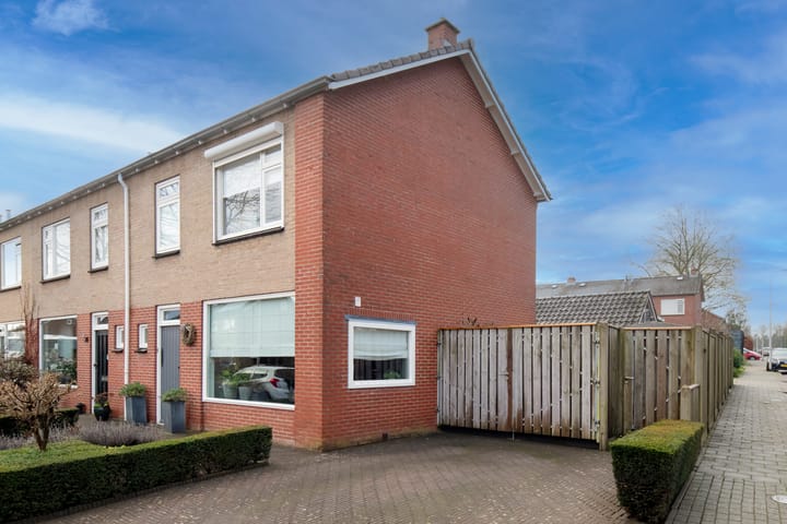 Foto 3 van Wijnand Zeeuwstraat 55