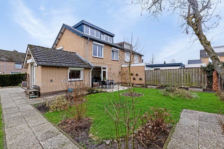 Foto 5 van Lijsterbeslaan 13