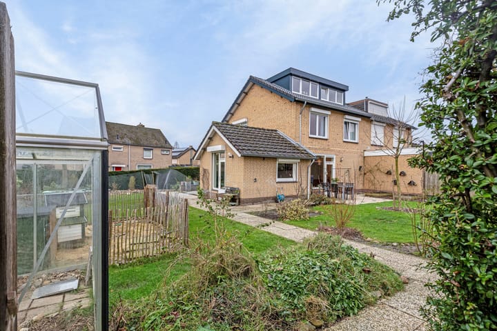 Foto 29 van Lijsterbeslaan 13