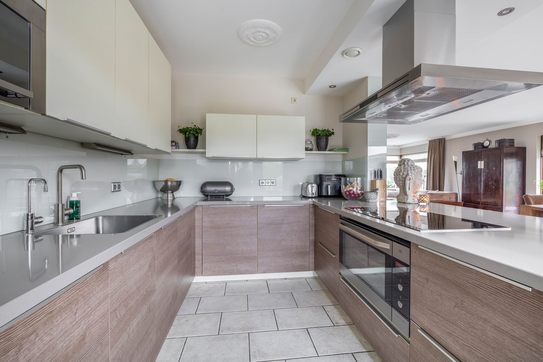 Photo 18 of Knibbelweg 8