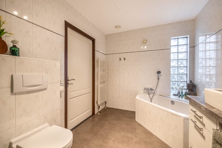 Foto 42 van Knibbelweg 8