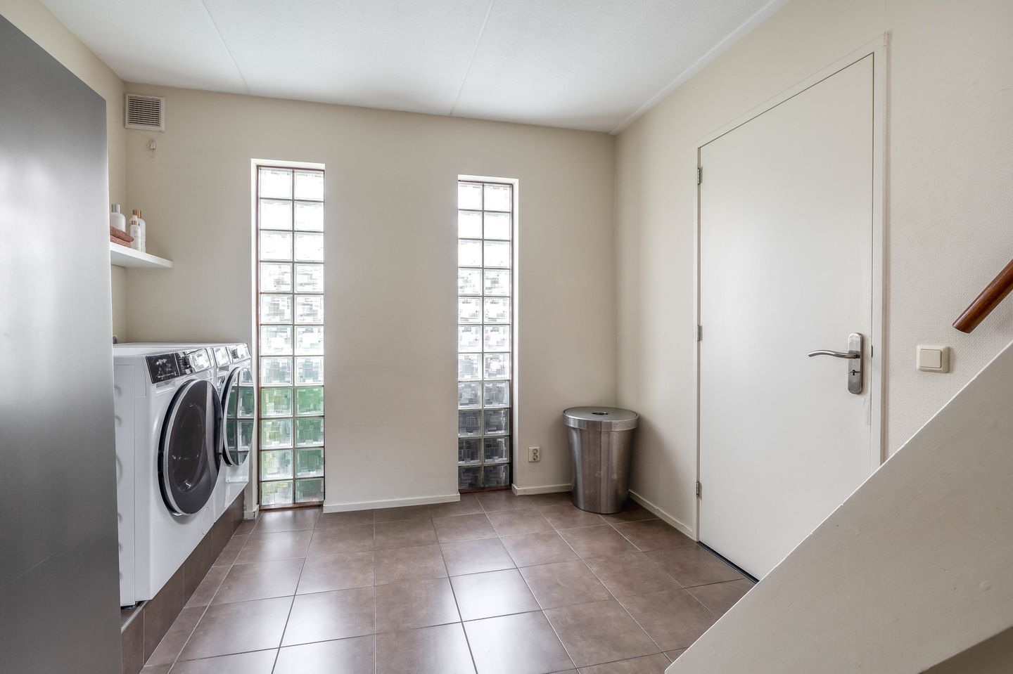 Photo 44 of Knibbelweg 8