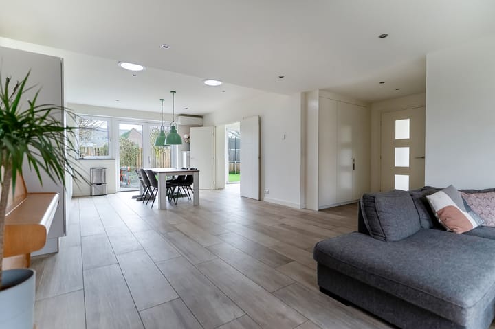 Foto 2 van Deken Cauthalsstraat 3