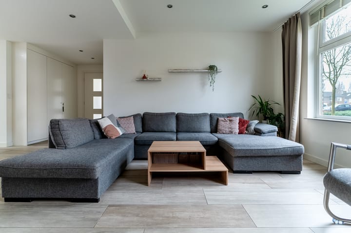 Photo 12 of Deken Cauthalsstraat 3