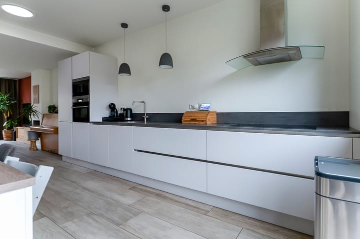 Photo 16 of Deken Cauthalsstraat 3