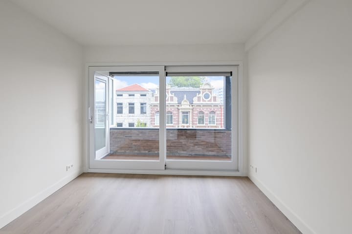 Foto 10 van Westzijde 9-E