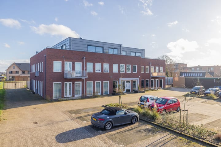 Foto 47 van 1e Loosterweg 42-U