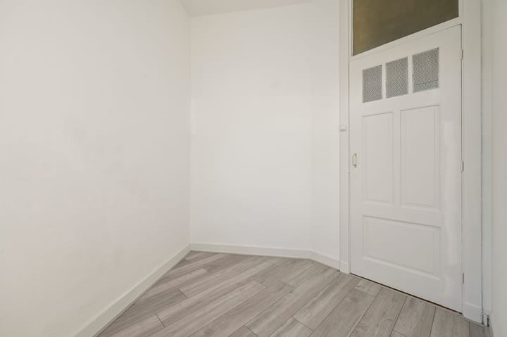 Foto 12 van Stationsweg 12