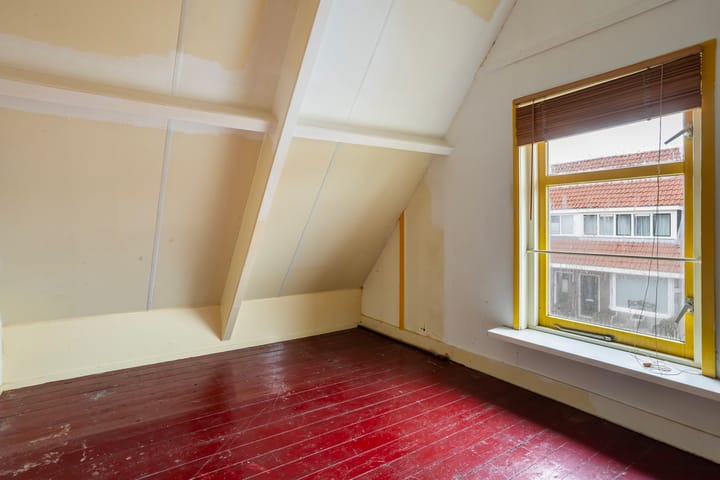 Foto 31 van Willem Loréstraat 60