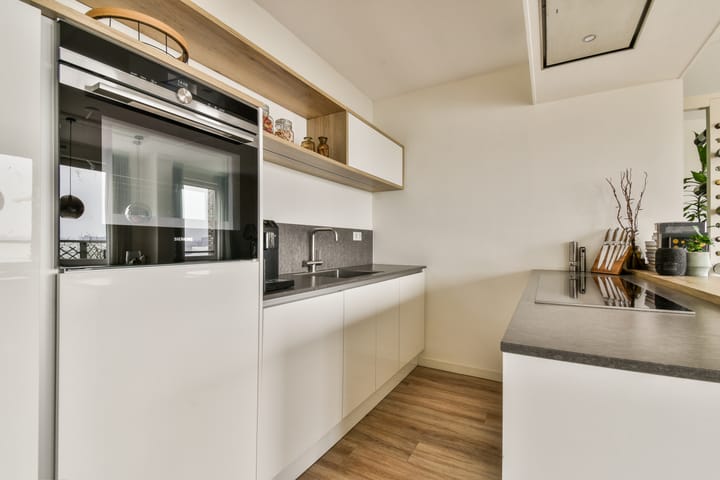 Photo 12 of Mary van der Sluisstraat 320