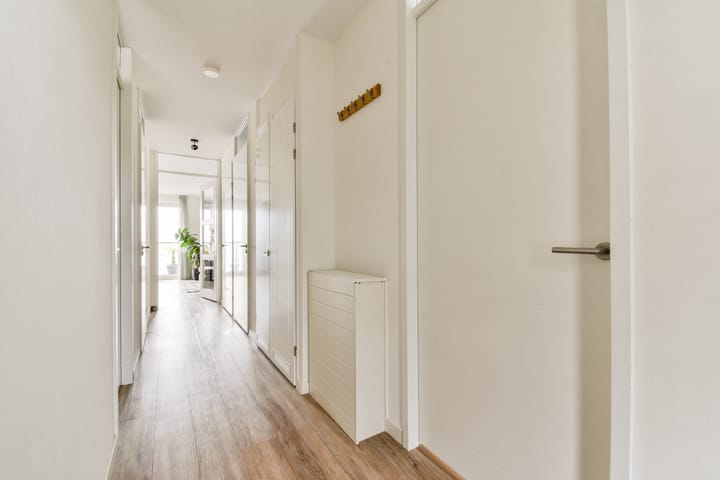 Photo 24 of Mary van der Sluisstraat 320