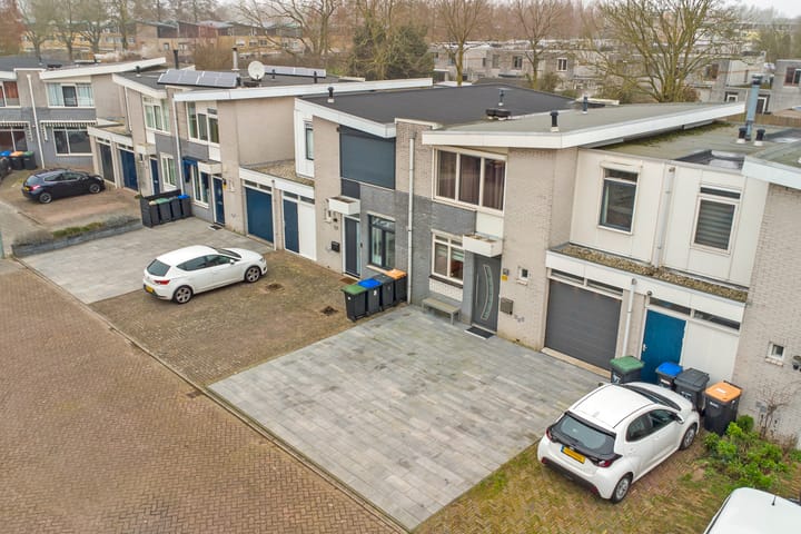 Foto 2 van Mahonie 120