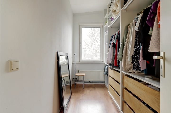 Foto 25 van Mahonie 120